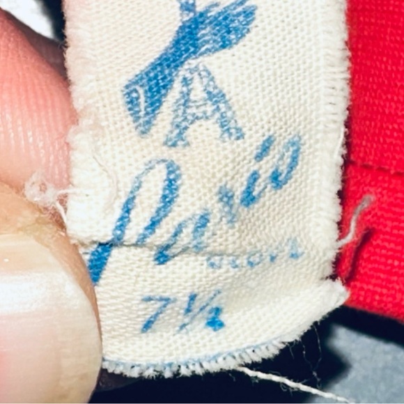 Vintage Red Paris Gloves 1940’s - Picture 5 of 5